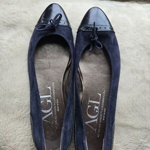 Attilio Giusti Leombruni Navy Suede Cap-Toe Ballet Flats